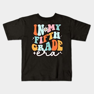 In My 5th Grade Era Groovy Retro Fifth Grade Back To School Kids T-Shirt